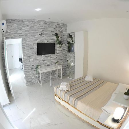 Paradise Luxury Apartment Salerno Center Buitenkant foto