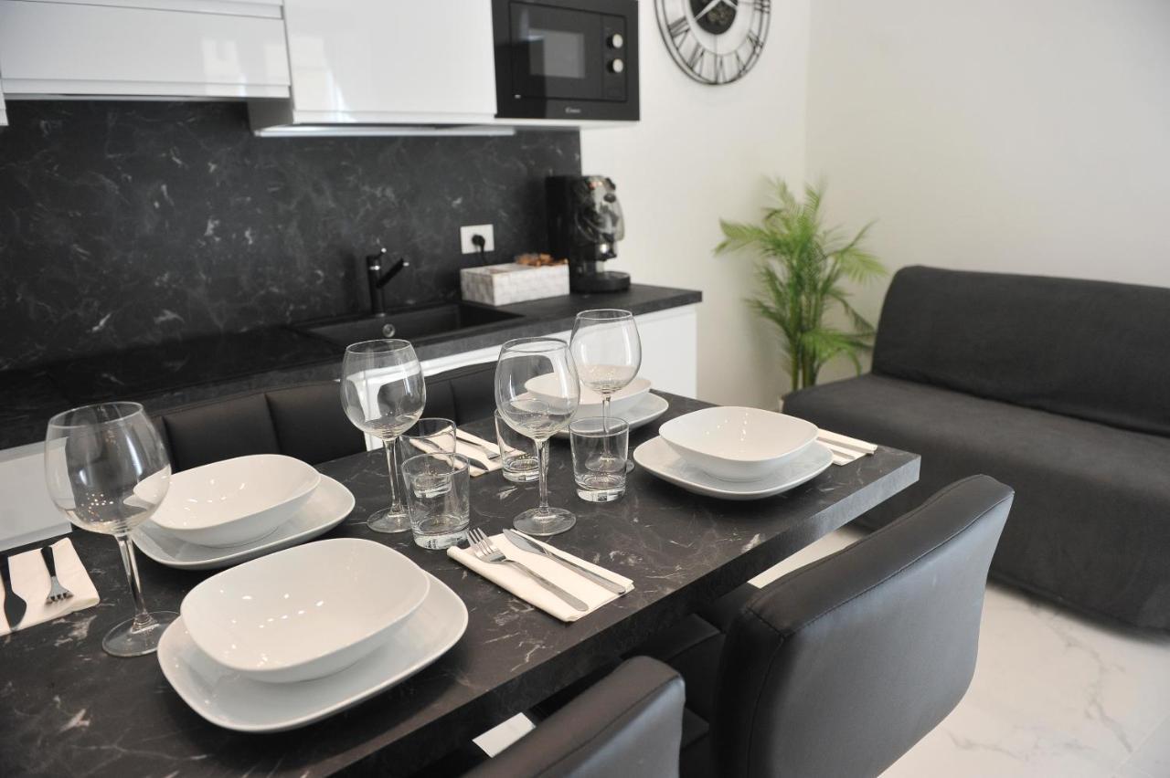 Paradise Luxury Apartment Salerno Center Buitenkant foto
